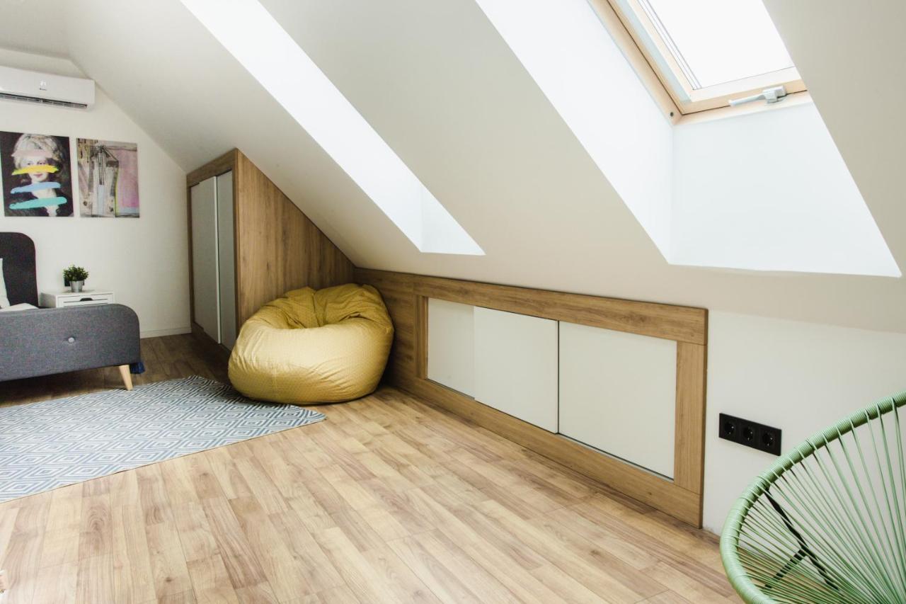 V10 Apartment Pecs Ngoại thất bức ảnh